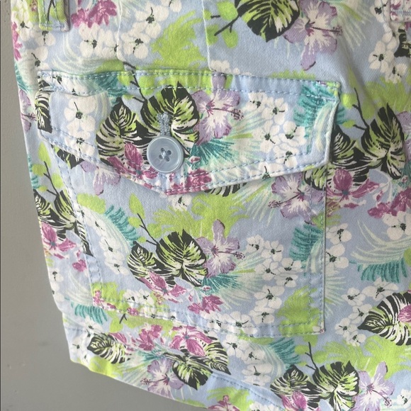 Victoria's Secret Floral Print Women's Shorts - Picture 5 of 6